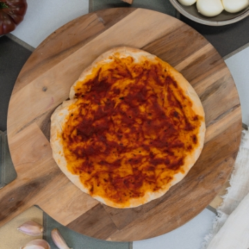Picture of LaManna Pizza Base with Tomato Sauce