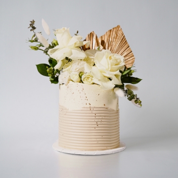 Picture of Buttercream Cake | Two Tone, Deluxe Fan & Floral